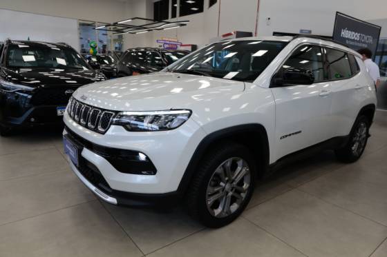 JEEP COMPASS 1.3 T270 TURBO FLEX LONGITUDE AT6 JEEP COMPASS 1.3 T270 TURBO FLEX LONGITUDE AT6